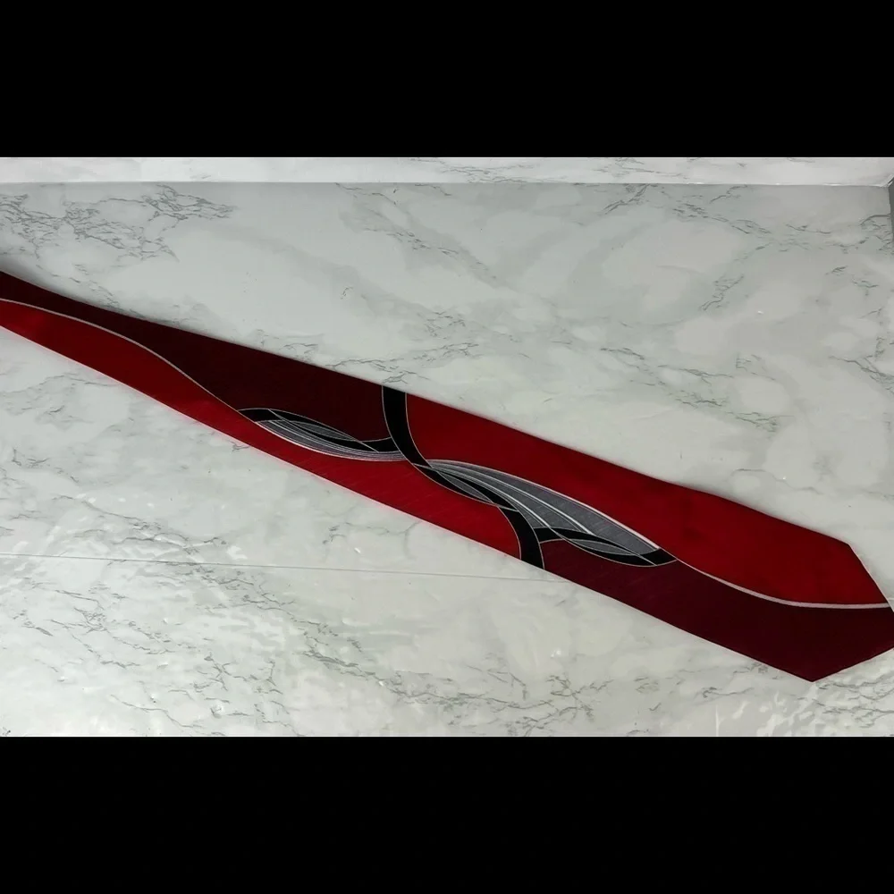 Galo Cassini 100% Silk Neck Tie Red Gray Black Swirl Pattern VTG Vintage
